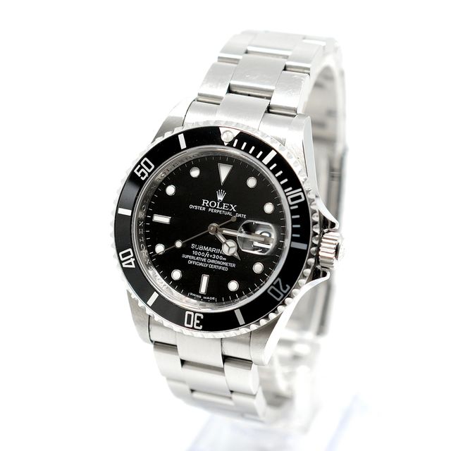 Rolex Submariner 16610 Image 2
